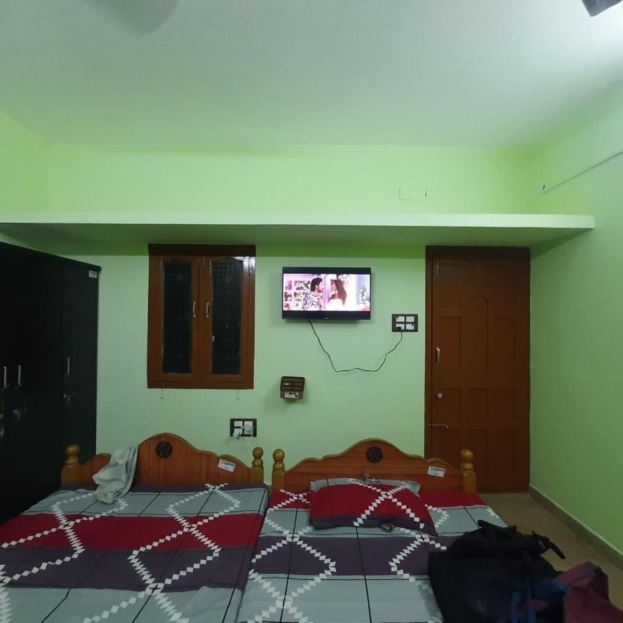 Vikistays Chennai Esterno foto