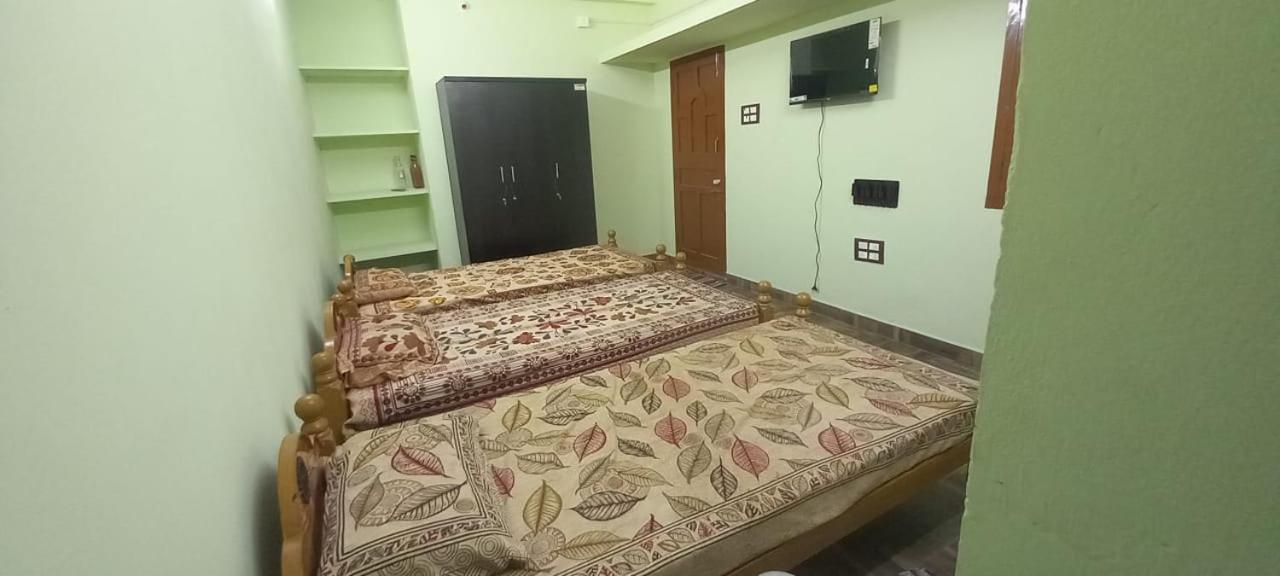 Vikistays Chennai Esterno foto